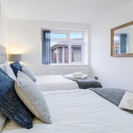 St Martins 2 Bedroom Apartments In Ruislip By 360 Stays المظهر الخارجي الصورة