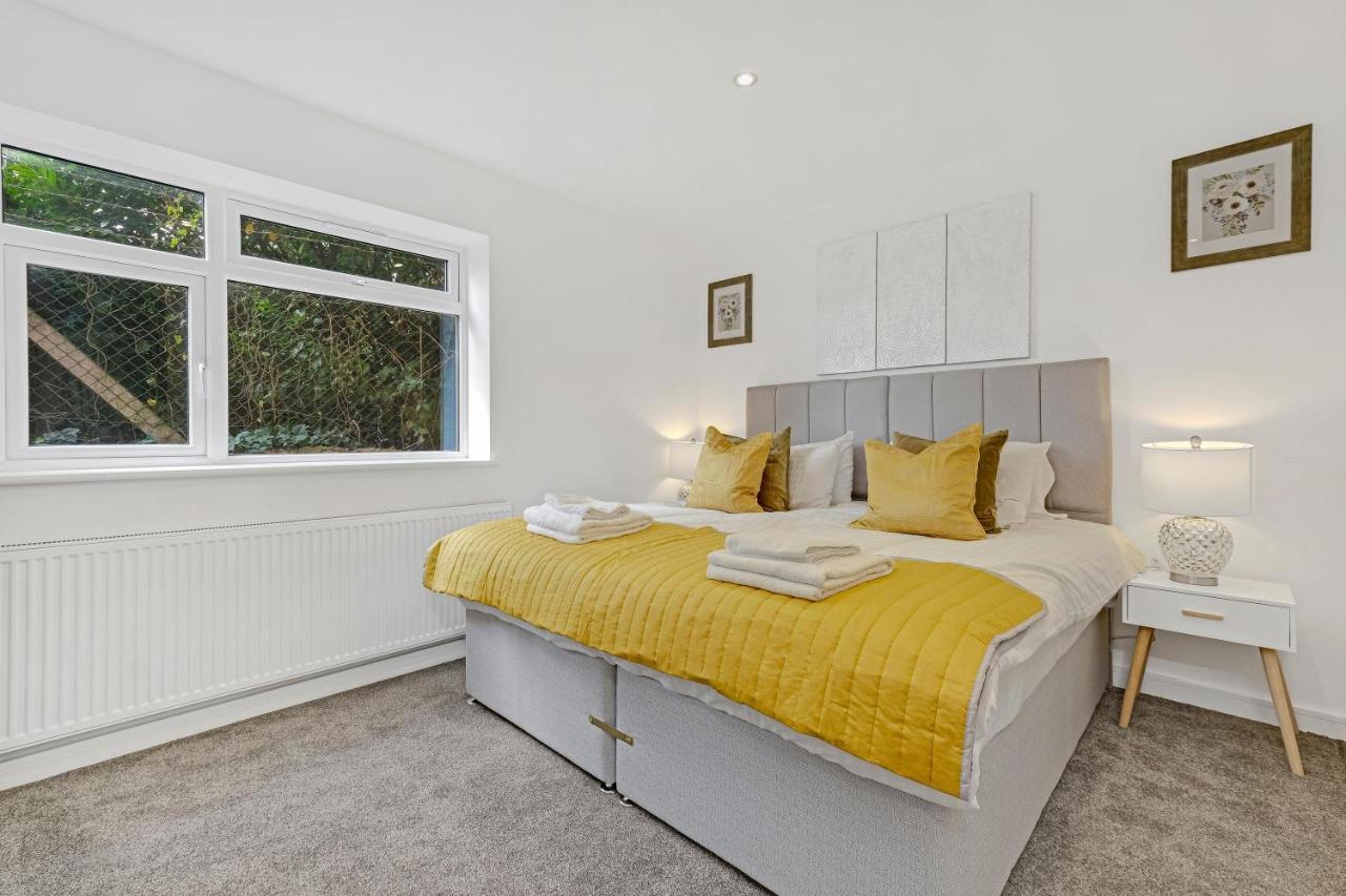 St Martins 2 Bedroom Apartments In Ruislip By 360 Stays المظهر الخارجي الصورة
