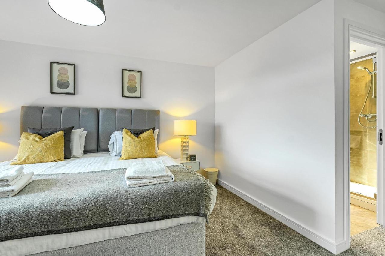 St Martins 2 Bedroom Apartments In Ruislip By 360 Stays المظهر الخارجي الصورة