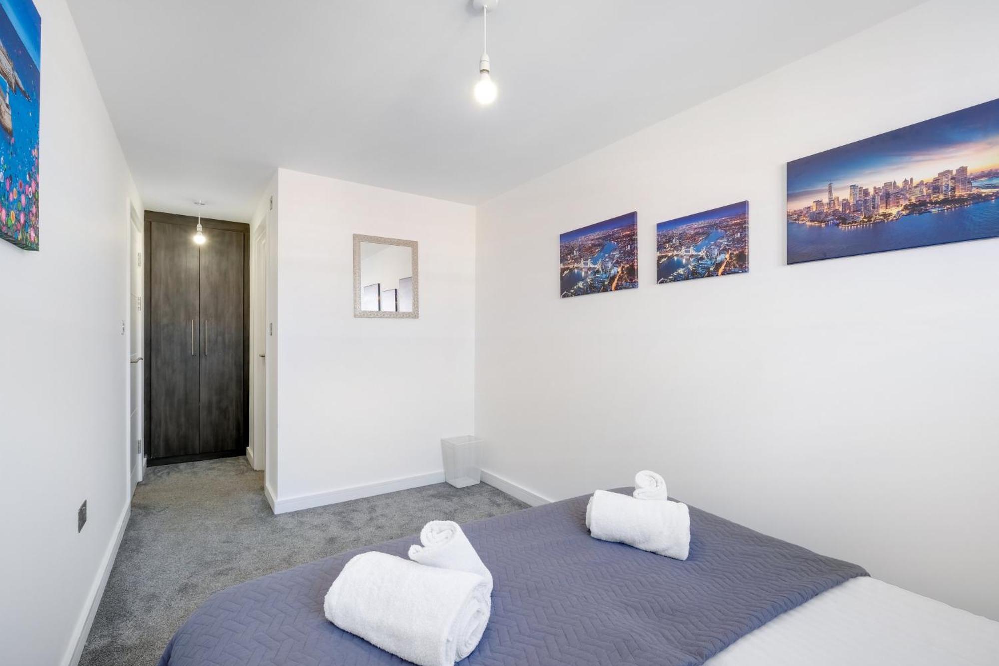 St Martins 2 Bedroom Apartments In Ruislip By 360 Stays المظهر الخارجي الصورة