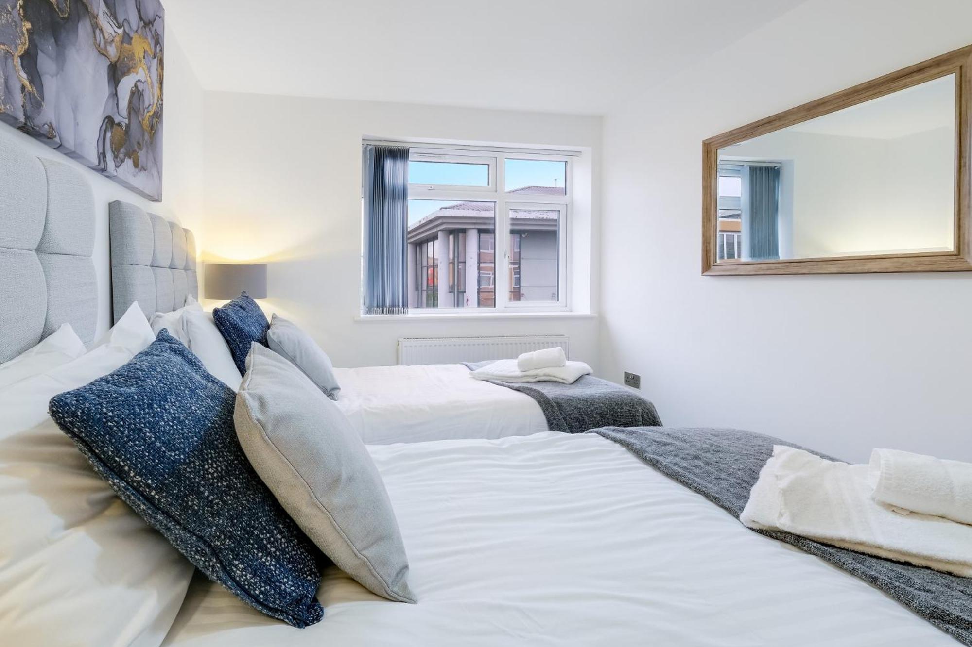 St Martins 2 Bedroom Apartments In Ruislip By 360 Stays المظهر الخارجي الصورة