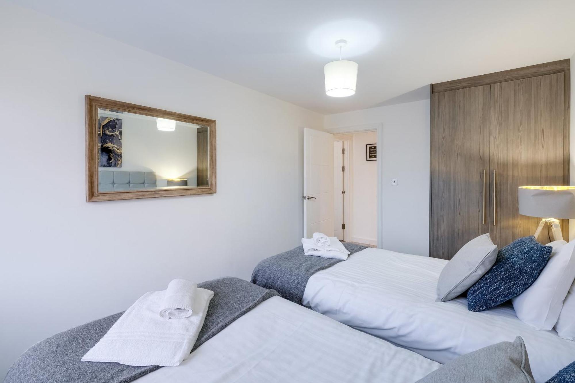 St Martins 2 Bedroom Apartments In Ruislip By 360 Stays المظهر الخارجي الصورة